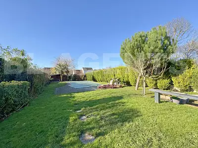 Maison, 169 m²