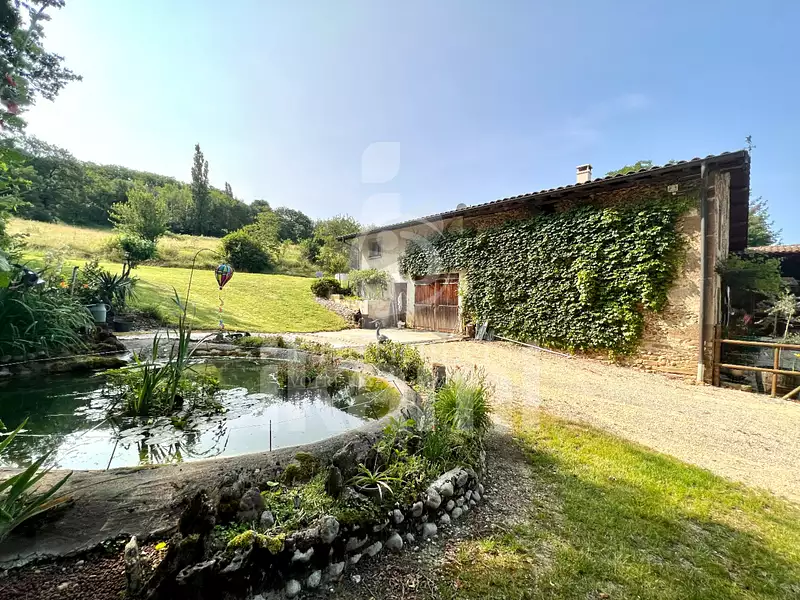 Maison, 275 m²