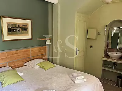Maison, 320 m²