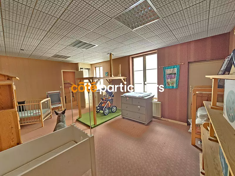 Immeuble, 179 m²