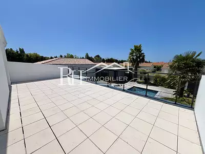 Maison, 198 m²