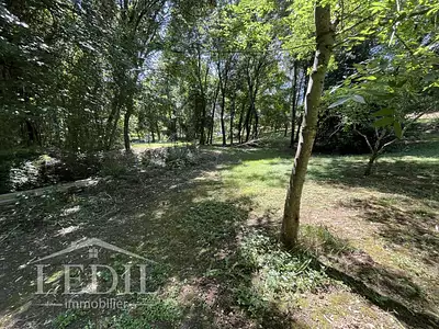 Terrain, 3 773 m²