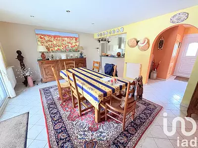 Maison, 166 m²