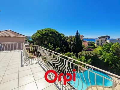 Maison, 200 m²