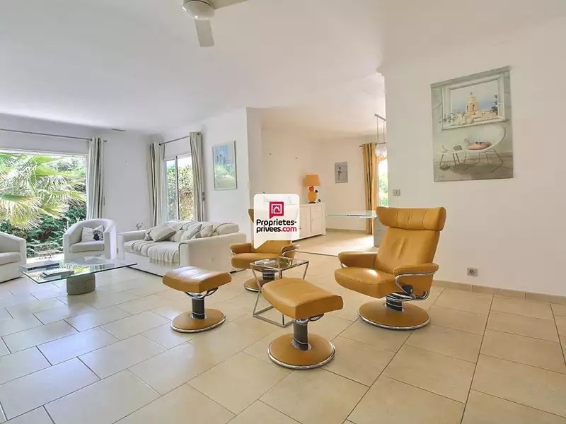 Maison, 181 m²