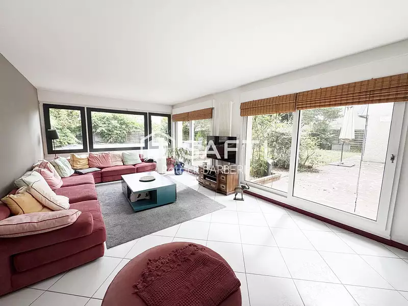 Maison, 254 m²