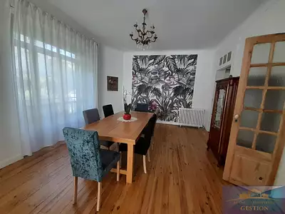 Maison, 236 m²
