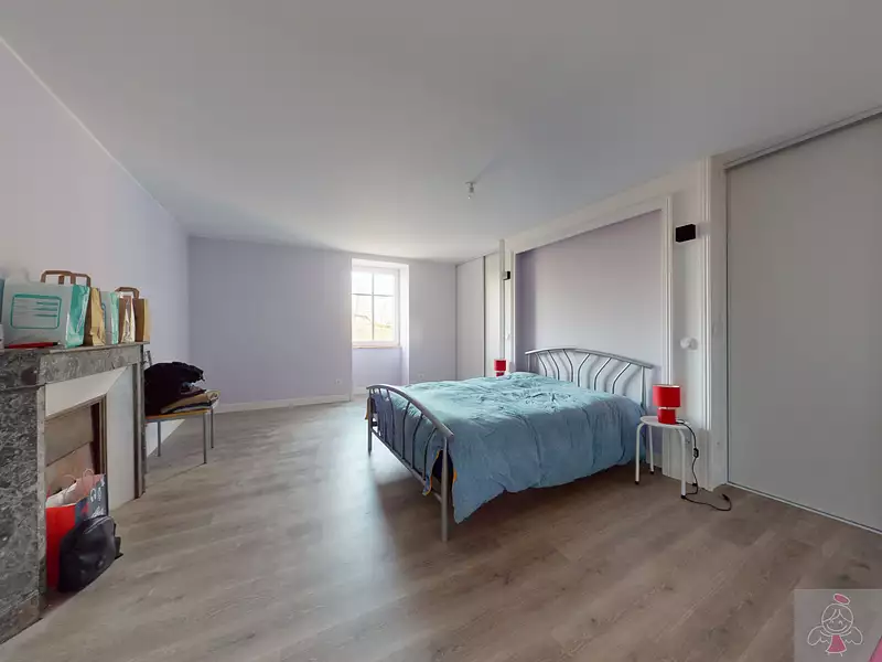 Maison, 250 m²
