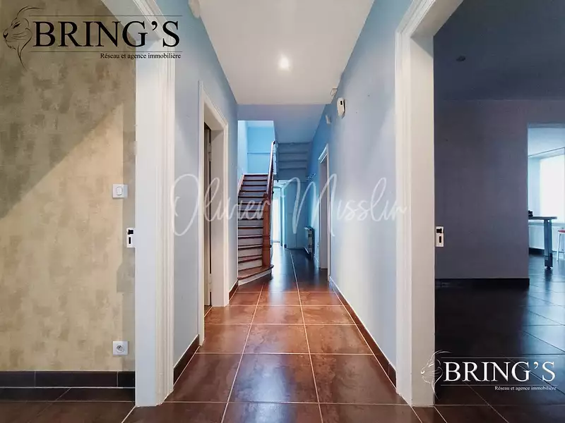 Maison, 227 m²