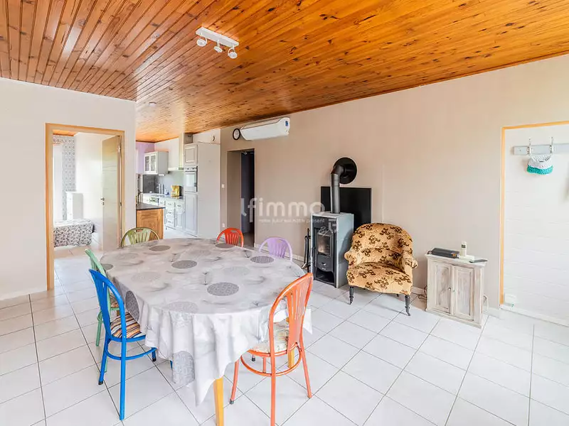 Maison, 227 m²