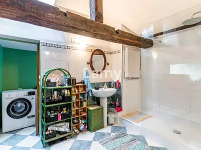 Immeuble, 259,43 m²