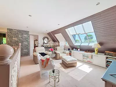 Maison, 211,18 m²