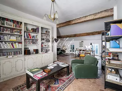 Maison, 350 m²