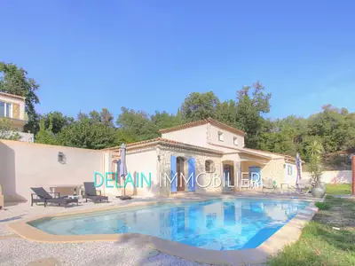 Maison, 150 m²