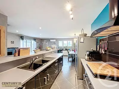 Maison, 180 m²