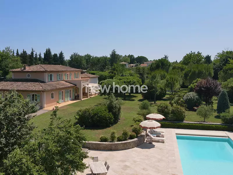 Maison, 320 m²