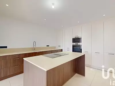Maison, 228 m²