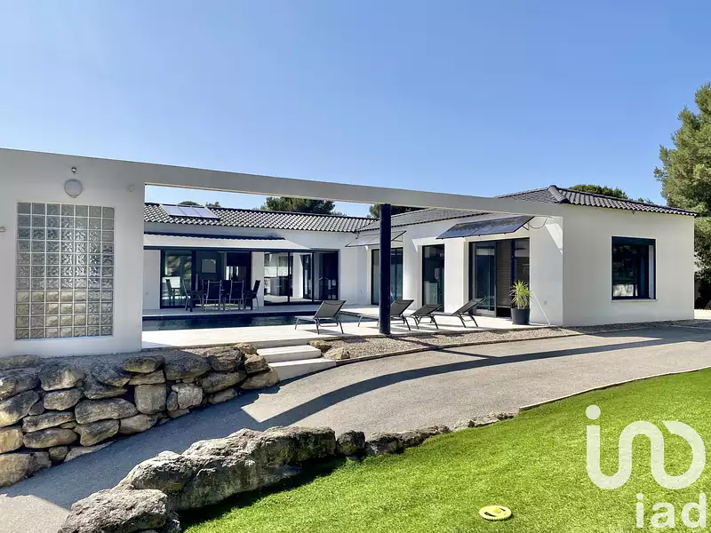 Maison, 310 m²