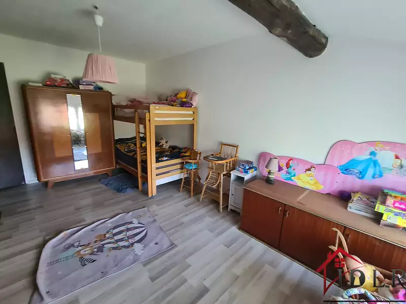 Maison, 210 m²