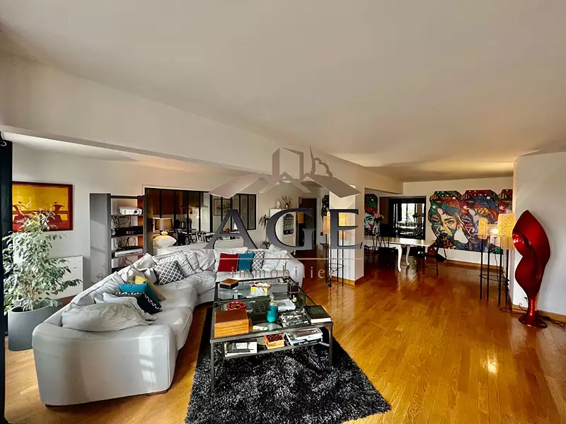 Appartement, 180 m²