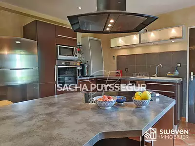 Maison, 145 m²