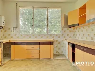 Maison, 420 m²