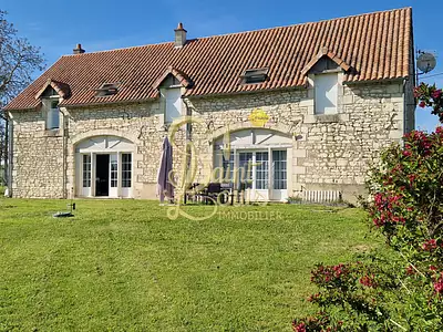 Maison, 270 m²