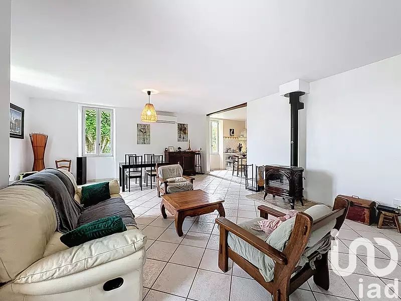 Maison, 185 m²
