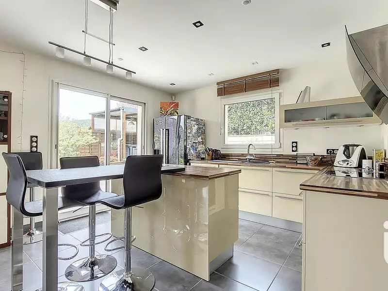 Maison, 155 m²