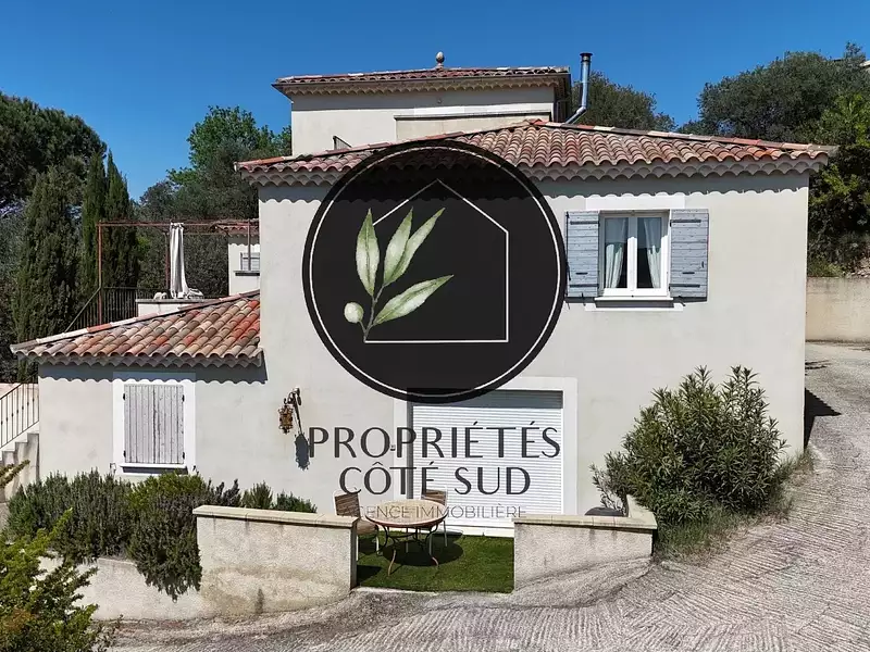 Maison, 155 m²