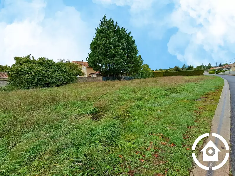 Terrain, 1 240 m²