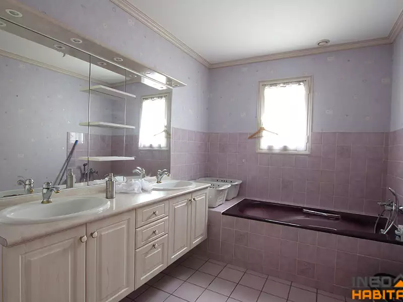 Maison, 116 m²