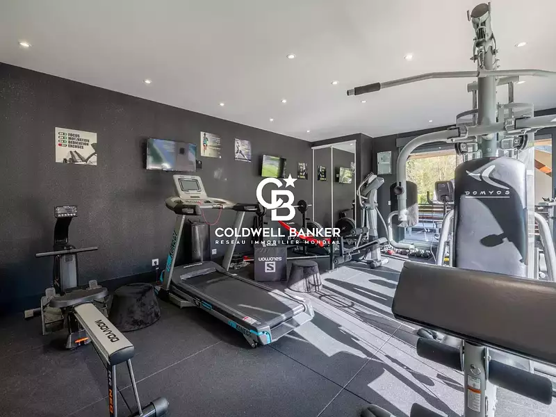 Maison, 280 m²