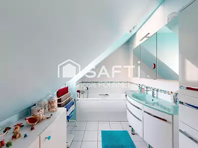 Maison, 136 m²