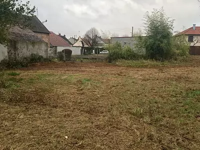 Terrain, 720 m²