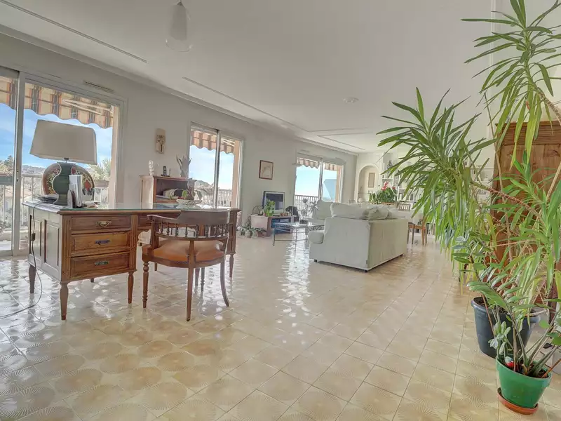 Appartement, 159 m²