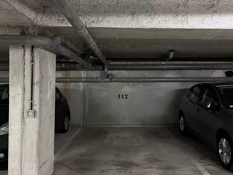 Parking, 13 m²