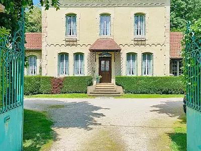 Maison, 263 m²