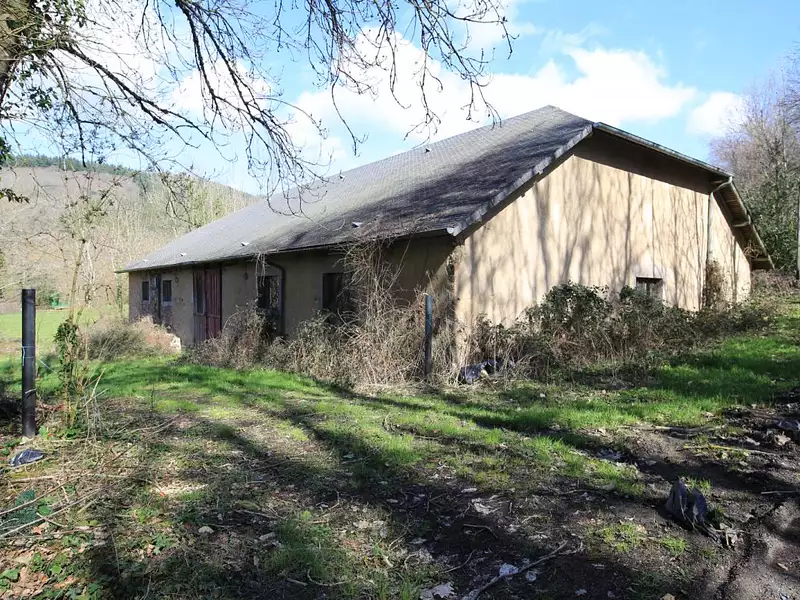 Maison, 1 500 m²