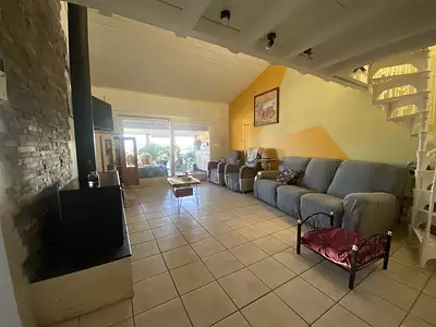Maison, 215 m²