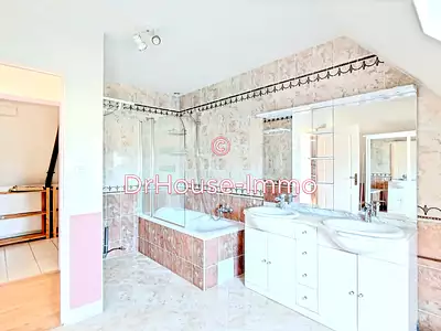 Maison, 140 m²