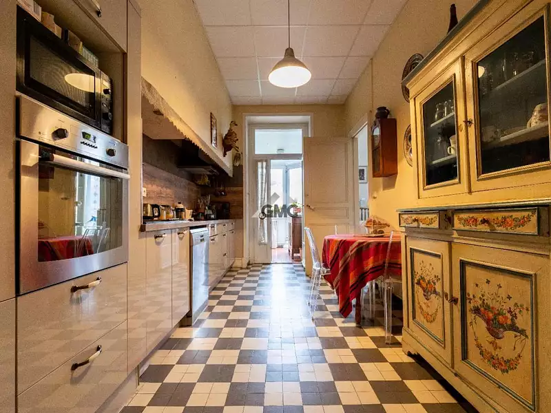 Appartement, 270 m²