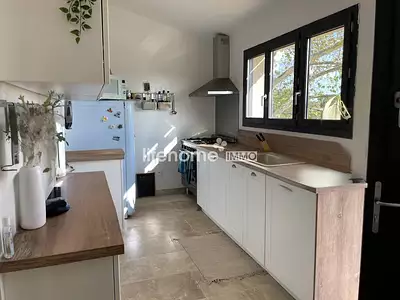 Maison, 198 m²