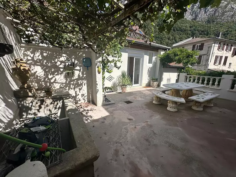 Maison, 167 m²