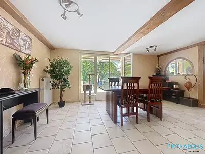 Maison, 185 m²