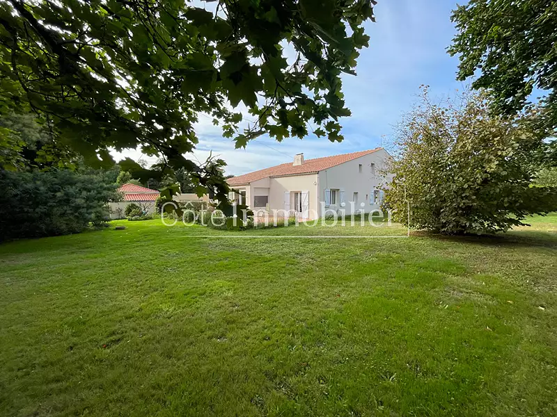 Maison, 231 m²