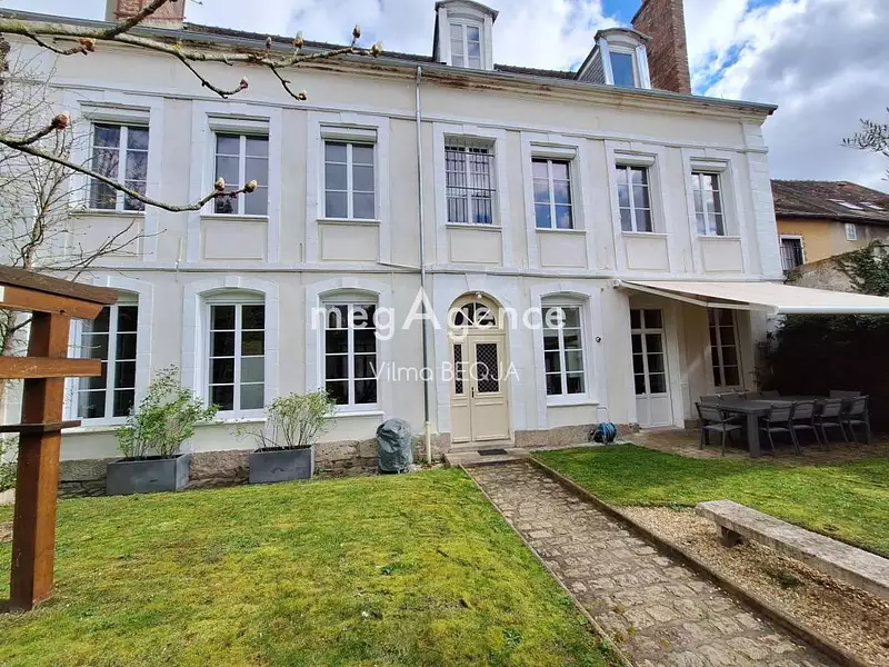 Maison, 285 m²