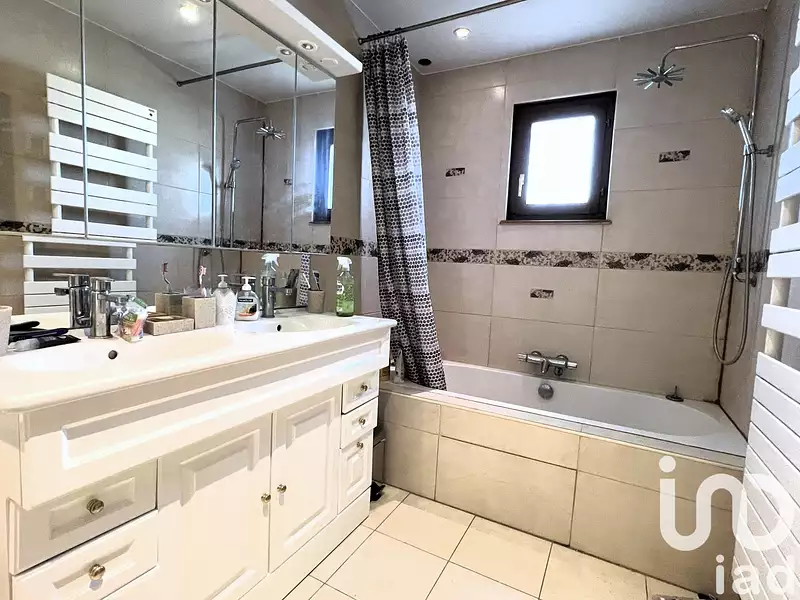Maison, 165 m²