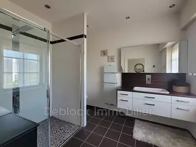 Maison, 290,1 m²