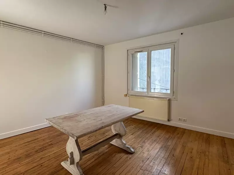 Immeuble, 233 m²